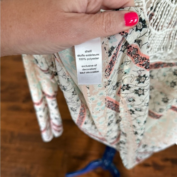 Maurices Sheer Tie Front, Cold Shoulder, Lace Back Top, Size Large - Picture 4 of 6